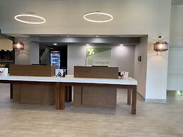 Holiday Inn Baton Rouge-South by IHG