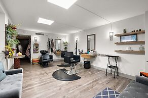 Holiday Inn Alexandria - Downtown by IHG