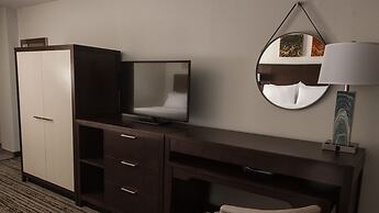 Holiday Inn Alexandria - Downtown by IHG