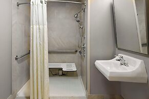 DoubleTree by Hilton Hotel West Palm Beach Airport