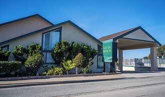 Scottish Fairway Inn