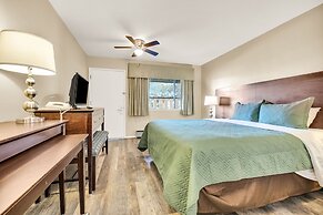 Scottish Fairway Inn