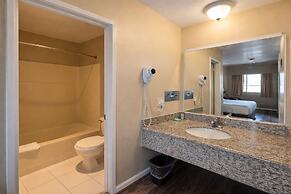 Scottish Fairway Inn