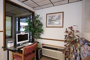 Travelodge by Wyndham Merrill