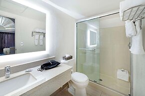 Best Western Posada Royale Hotel & Suites