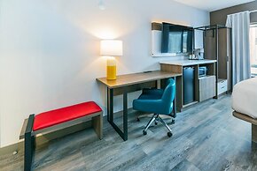 Comfort Suites London