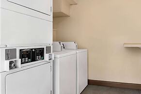 Baymont by Wyndham Daytona Beach/Intl Speedway