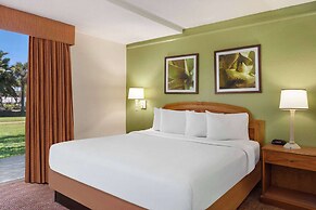 Baymont by Wyndham Daytona Beach/Intl Speedway