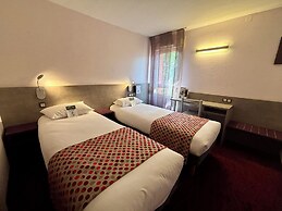 Brit Hotel Les Evens