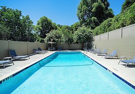 Holiday Inn Express Athens by IHG