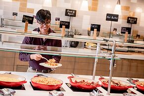 Embassy Suites by Hilton Austin Downtown South Congress