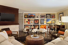 Embassy Suites by Hilton Austin Downtown South Congress