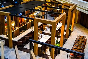 Embassy Suites by Hilton Austin Downtown South Congress