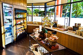 Embassy Suites by Hilton Austin Downtown South Congress