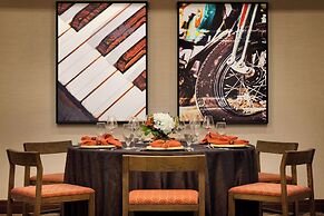 Embassy Suites by Hilton Austin Downtown South Congress