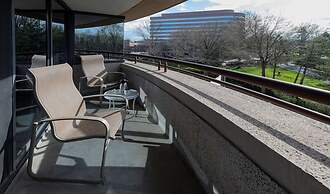 Embassy Suites by Hilton Bethesda Washington DC