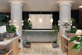 Montcalm Mayfair, Autograph Collection