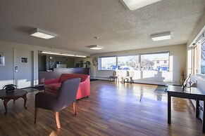 HomeTowne Studios by Red Roof Denver - Lakewood West