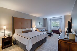 The Garden City Hotel