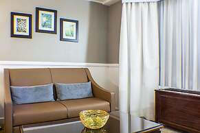 The Garden City Hotel