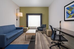 Holiday Inn Express & Suites Lakeland South by IHG