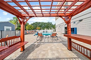 Holiday Inn Express & Suites Lakeland South by IHG