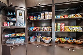 Holiday Inn Express & Suites Lakeland South by IHG