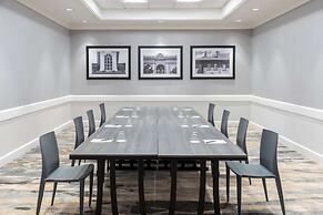 Hilton Alexandria Mark Center