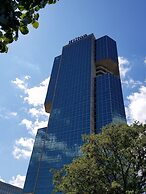 Hilton Alexandria Mark Center