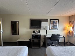 Travelodge by Wyndham Edmonton South
