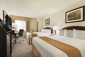 Travelodge by Wyndham Edmonton South