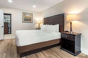 Best Western Carmel's Town House Lodge