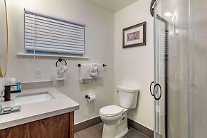 Best Western Carmel's Town House Lodge