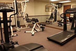 Shawano Four Seasons Hotel