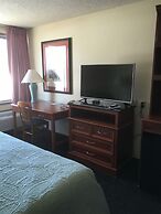 Shawano Four Seasons Hotel