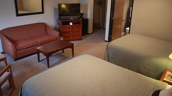 Shawano Four Seasons Hotel