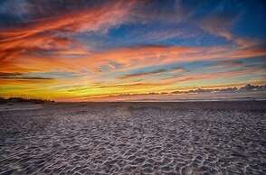 Shell Island Resort - All Oceanfront Suites