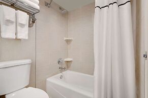 Florida Hotel & Conference Center in the Florida Mall