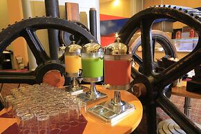 Holiday Inn Monterrey - Parque Fundidora by IHG