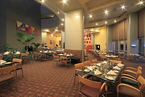 Holiday Inn Monterrey - Parque Fundidora by IHG