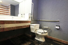 Holiday Inn Monterrey - Parque Fundidora by IHG