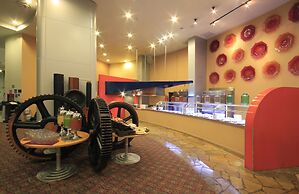 Holiday Inn Monterrey - Parque Fundidora by IHG