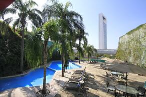 Holiday Inn Monterrey - Parque Fundidora by IHG