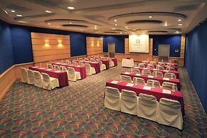 Holiday Inn Monterrey - Parque Fundidora by IHG