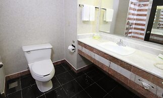 Holiday Inn Monterrey - Parque Fundidora by IHG