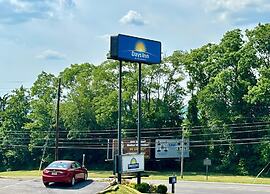 Days Inn by Wyndham Williamsport