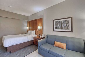 Comfort Suites Appleton Airport