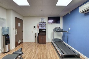 Comfort Suites Appleton Airport
