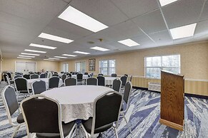 Comfort Suites Appleton Airport