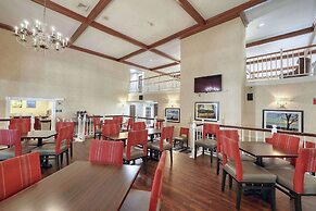 Comfort Suites Appleton Airport